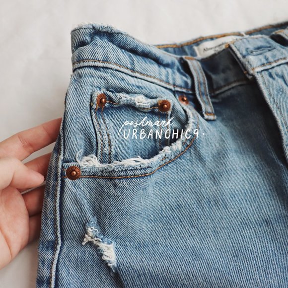 ABERCROMBIE 90s Ultra High Rise Straight Jean 24 - Picture 11 of 15